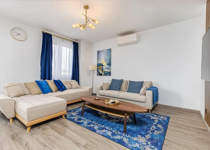 Venus - Corvin Penthouse Apartment *