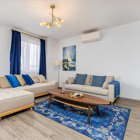 Venus - Corvin Penthouse Appartement *
